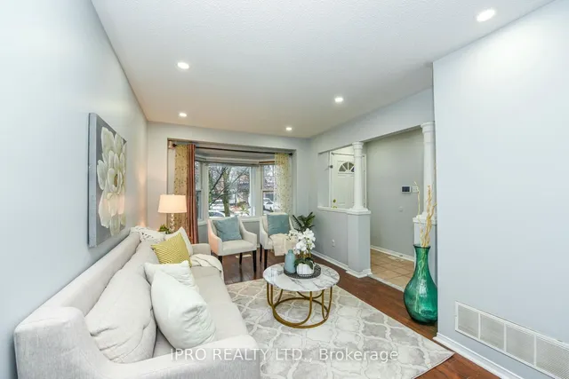 Additional image 3 of 22 Desert Sand Dr