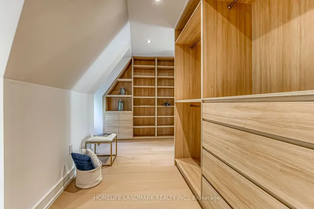 Additional image 25 of 195 Albany Ave