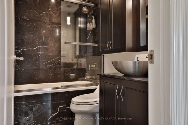 Additional image 29 of 68 Yorkville Ave Unit 308