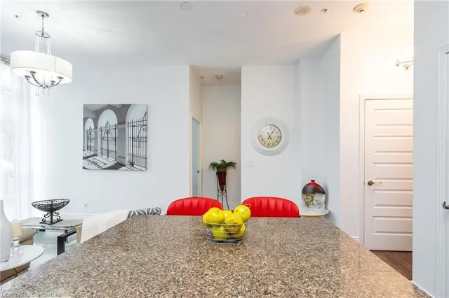 Additional image 19 of 215 Queen St Unit 102