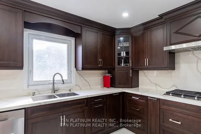 Additional image 11 of 8 Tremont Crt