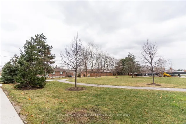 Additional image 26 of 389 The Westway Unit TH 7