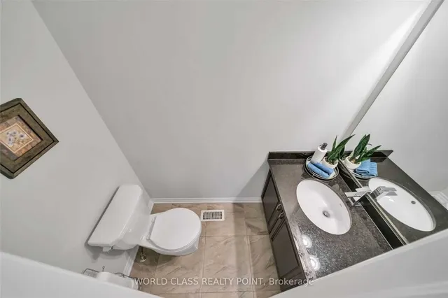 Additional image 19 of 14 Loomis Rd