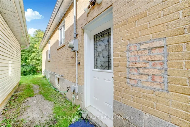 Additional image 33 of 20 Martindale Rd