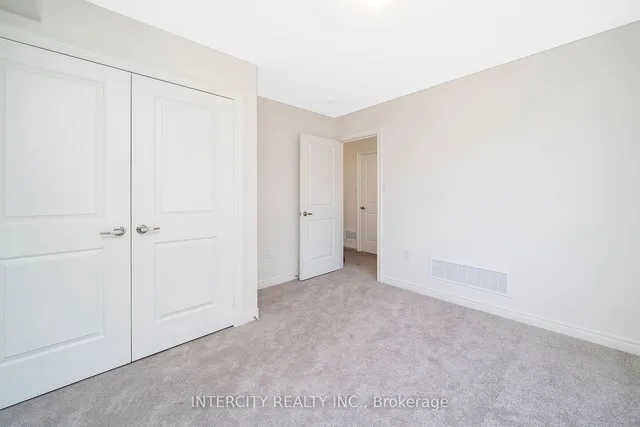 Additional image 6 of 12 Queenpost Dr