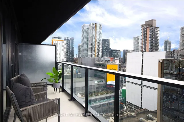 Additional image 18 of 20 Edward St Unit 1604