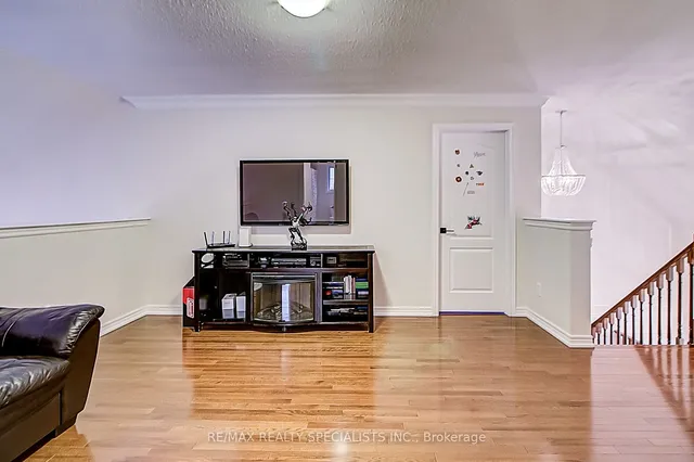 Additional image 25 of 14 Alamode Rd