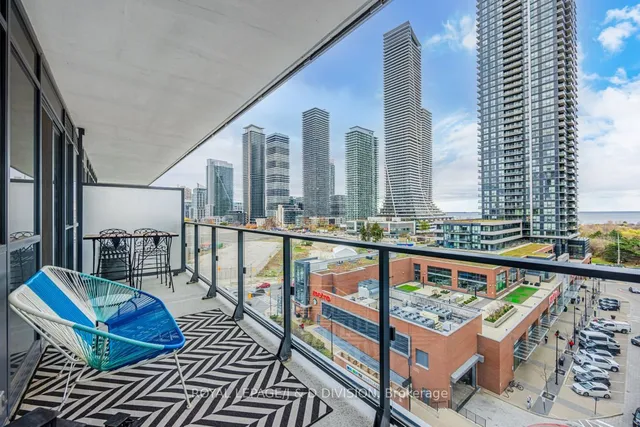 Additional image 22 of 10 Park Lawn Rd Unit 910