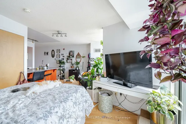 Additional image 21 of 255 Richmond St Unit 1517