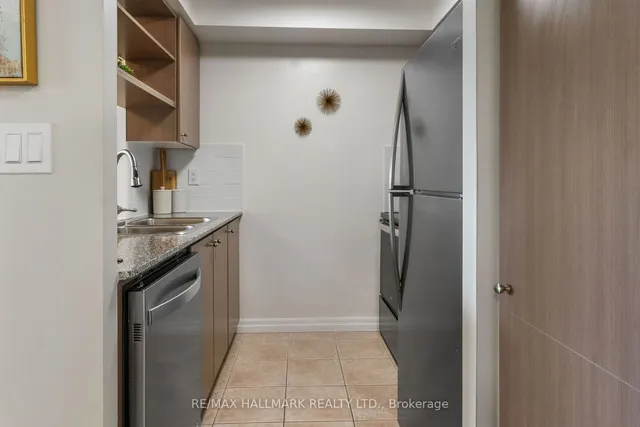 Additional image 5 of 30 Herons Hill Way Unit 1007