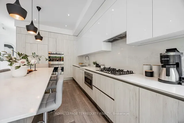 Additional image 8 of 123 Roselawn Ave Unit C