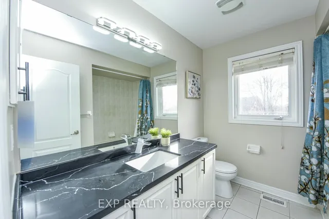 Additional image 21 of 63 Lightheart Dr