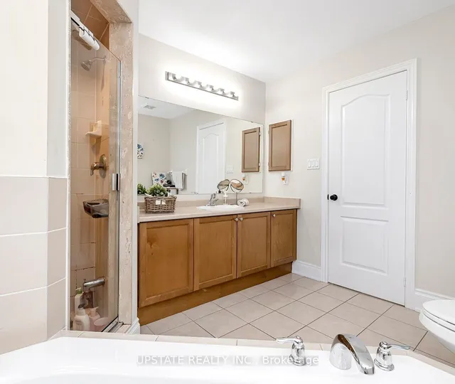 Additional image 29 of 8047 Financial Dr