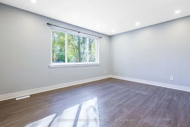 Additional image 10 of 226 Oakridge Dr