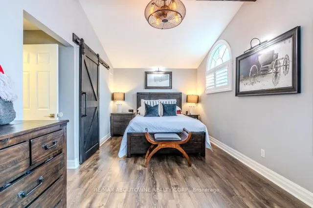 Additional image 24 of 106 ELLIOTT St