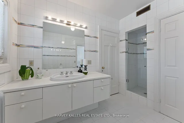 Additional image 31 of 240 Russell Hill Rd