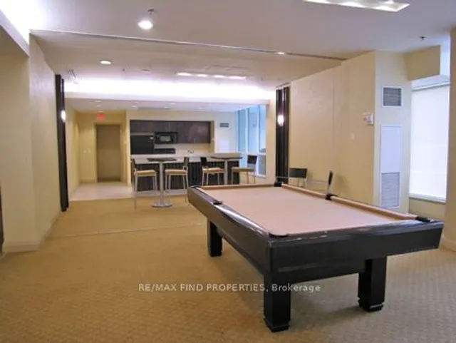 Additional image 7 of 12 Yonge St Unit 1505