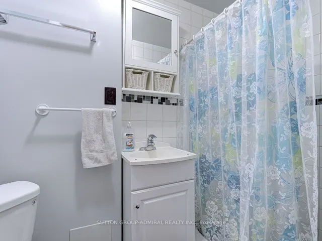 Additional image 38 of 92 Simmons Blvd