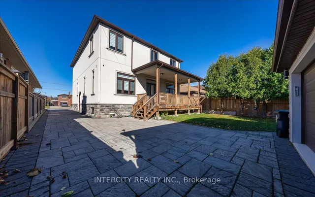 Additional image 27 of 67 Mcadam Ave