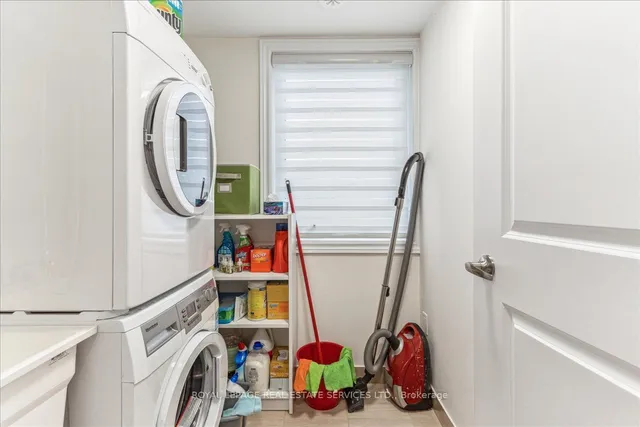 Additional image 15 of 389 The Westway Unit TH 7