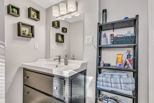 Additional image 14 of 2 Buttercup Crt