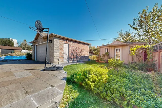 Additional image 37 of 43 Battersea Cres