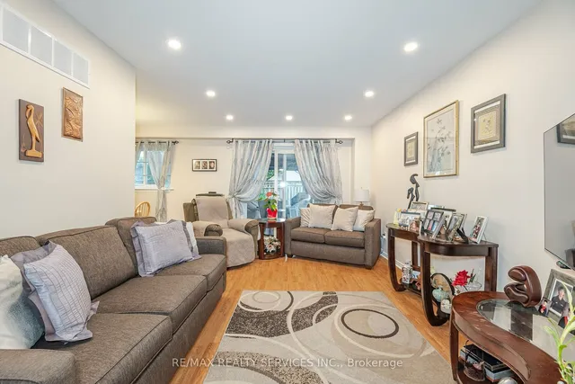 Additional image 9 of 16 Montrose Pl