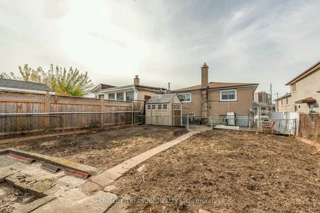 Additional image 30 of 84 LASKAY Cres