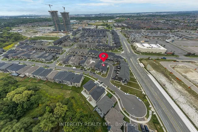 Additional image 40 of 54 Moorcroft Pl