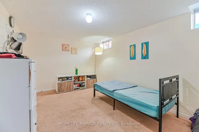 Additional image 31 of 169 Crystal Glen Cres