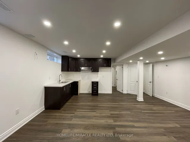 Additional image 26 of 84 Roulette Cres