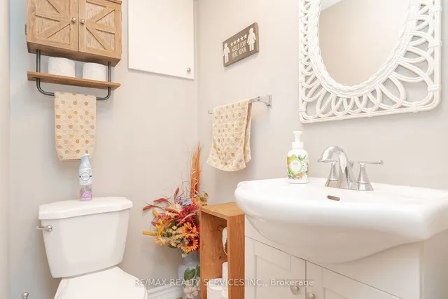 Additional image 32 of 26 Candlewood Crt