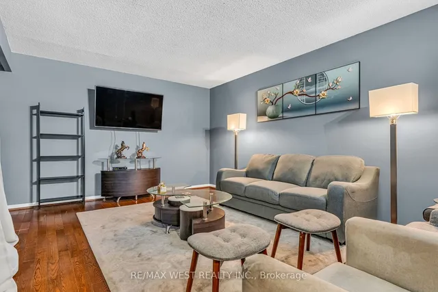 Additional image 13 of 2 Dailing Gate Unit 19