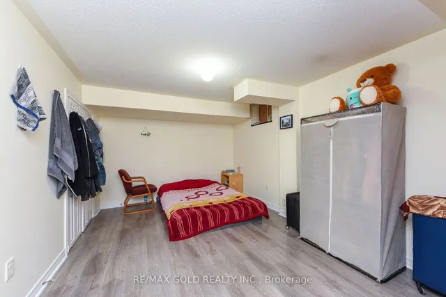 Additional image 20 of 86 Crumlin Cres