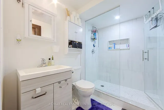 Additional image 7 of 30 Deanston Crt