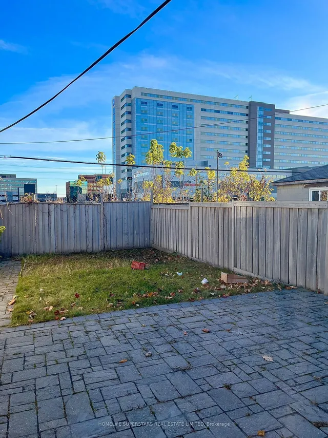 Additional image 32 of 17 Wintergreen Rd