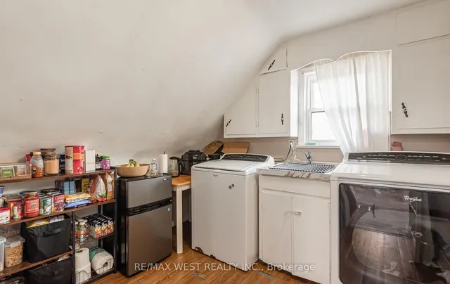 Additional image 24 of 66 McMurchy Ave