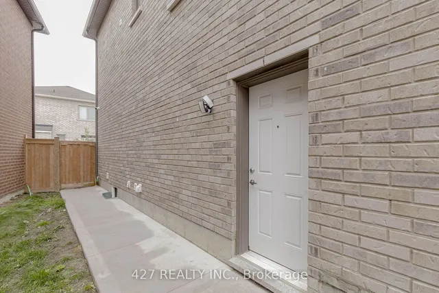 Additional image 36 of 20 Dolucci Cres