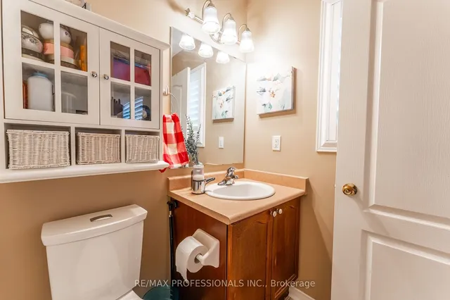 Additional image 18 of 25 Amboise Cres