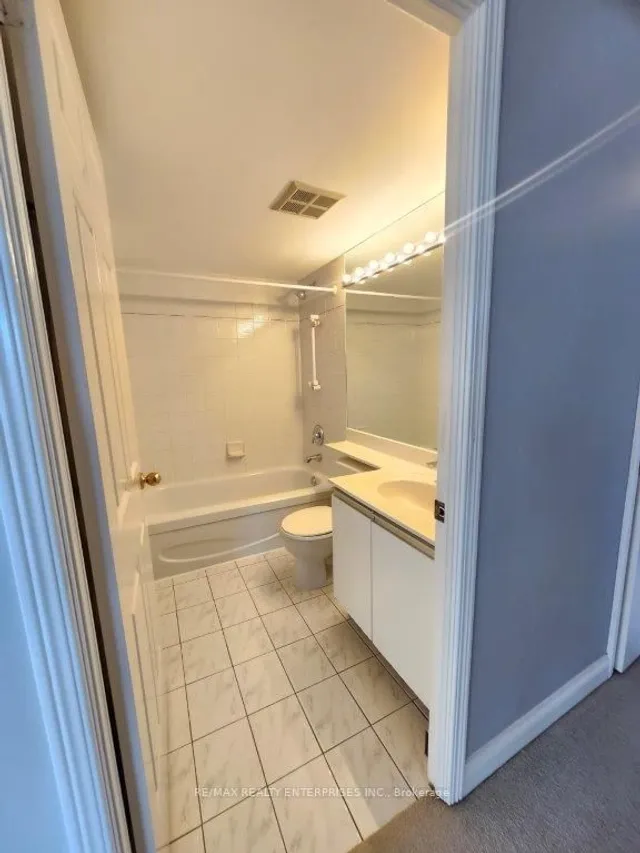 Additional image 21 of 24 Hanover Rd Unit 309