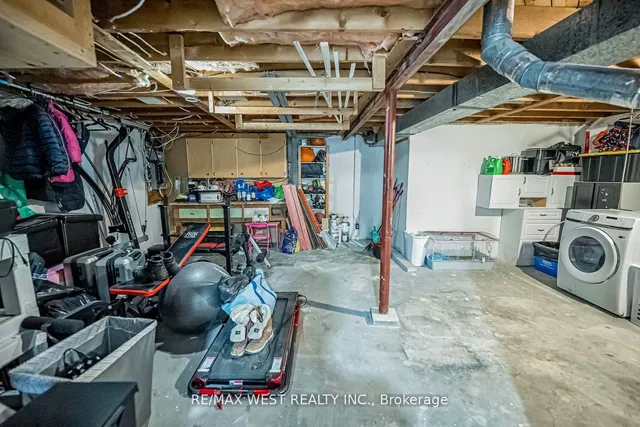 Additional image 31 of 33 Herkley Dr