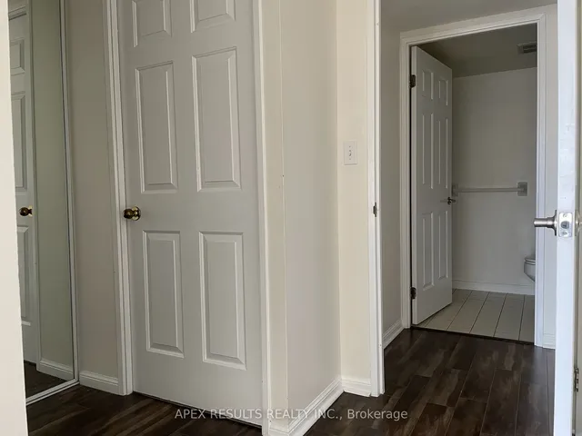 Additional image 9 of 7 Carlton St Unit 1711