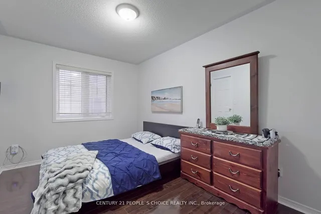 Additional image 24 of 32 Unionville Cres