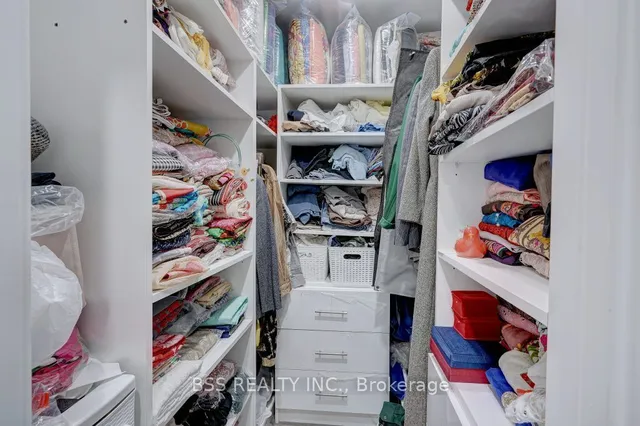 Additional image 29 of 442 Pharmacy Ave