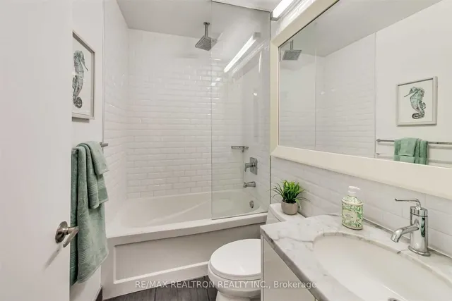 Additional image 7 of 88 Park Lawn Rd Unit 210