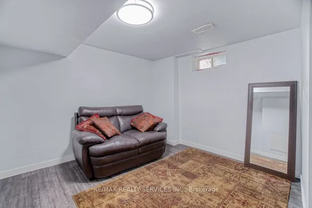 Additional image 24 of 149 Brisdale Dr