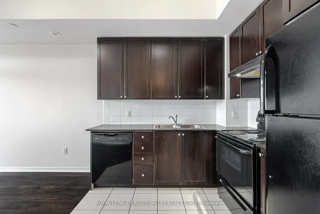 Additional image 9 of 50 Sky Harbour Dr Unit 211