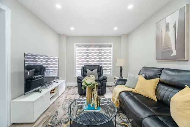 Additional image 5 of 42 Domenico Cres
