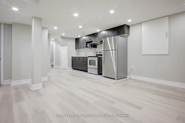 Additional image 26 of 50 Lockheed Cres