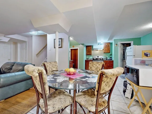 Additional image 33 of 64 Prue Crt